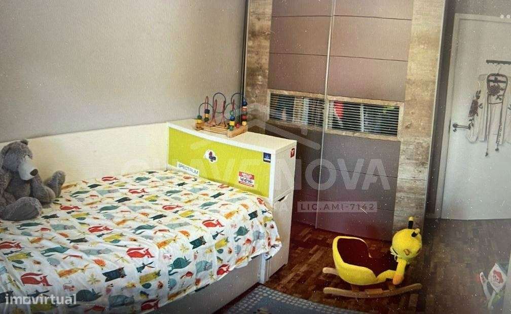 Apartamento T2 com varanda em Rio Tinto-8