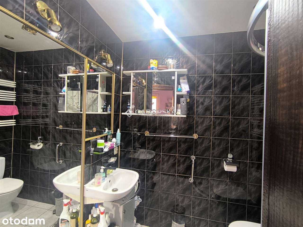 Dom w pełni umeblowany - gotowy do wprowadzenia.-12