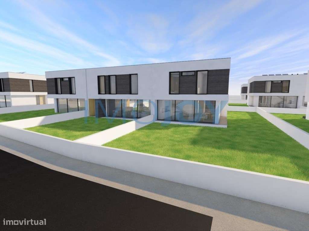 Terreno com Projeto Aprovado na Abrunheira em Sintra - Grande imagem: 2/9