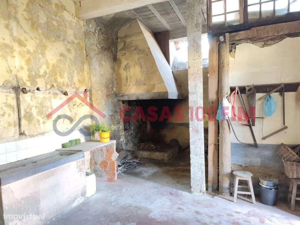 5 Moradias + Terreno em Loureiro - Peso da Régua-29