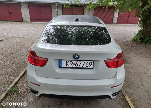 BMW X6 xDrive40d - 16