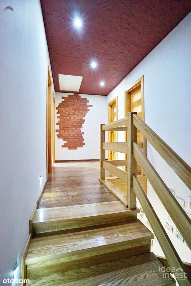 Duży dom z pięknym ogrodem w urokliwej wsi-16