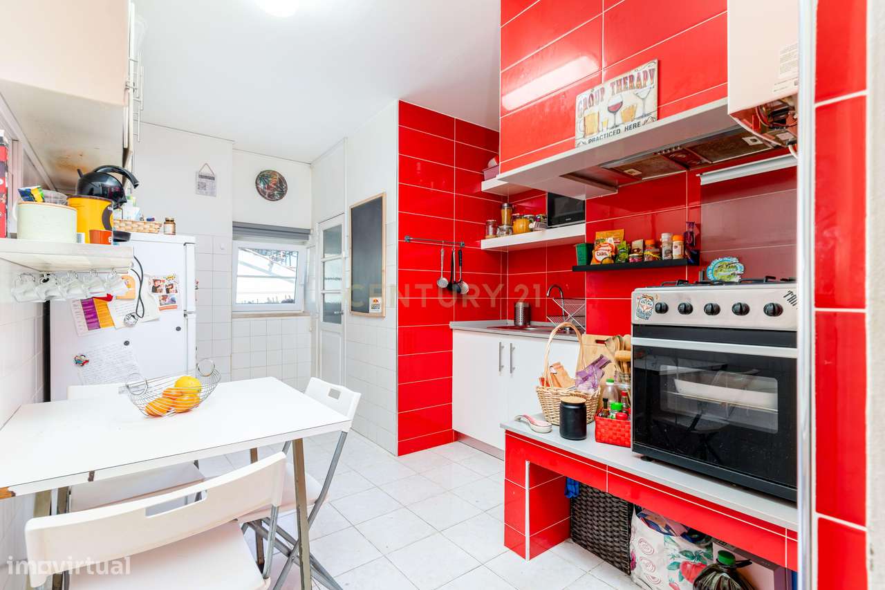 Apartamento T3 em Alfama – Autenticidade, História e Charme Lisboeta-6