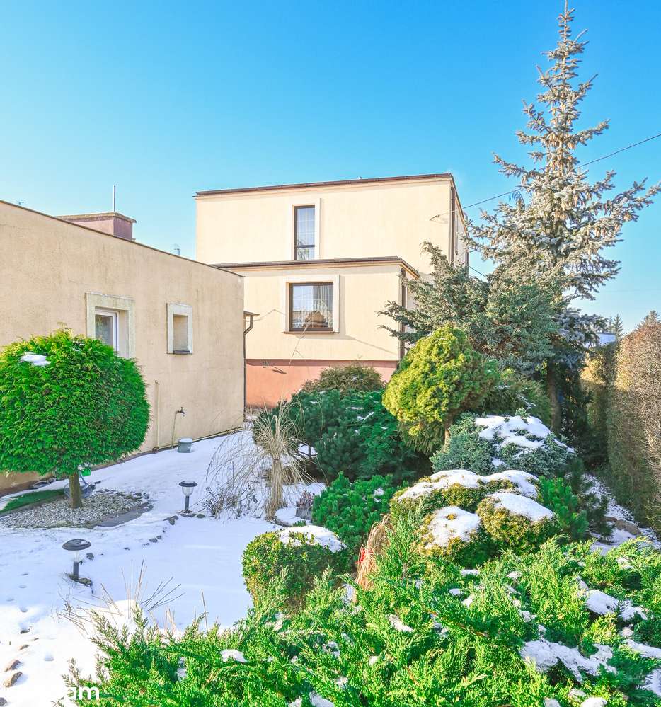 Wolnostojący dom blisko jeziora-7