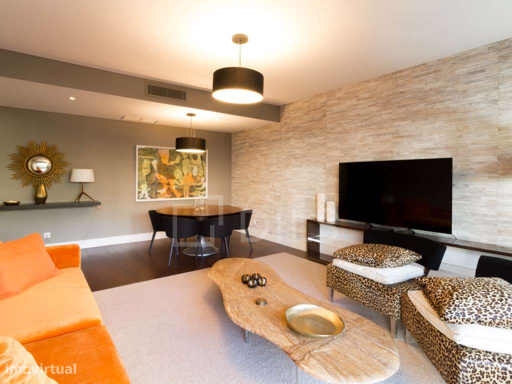 Apartamento T2 mobilado, com terraço e estacionamento, em Alcântara - Grande imagem: 5/15