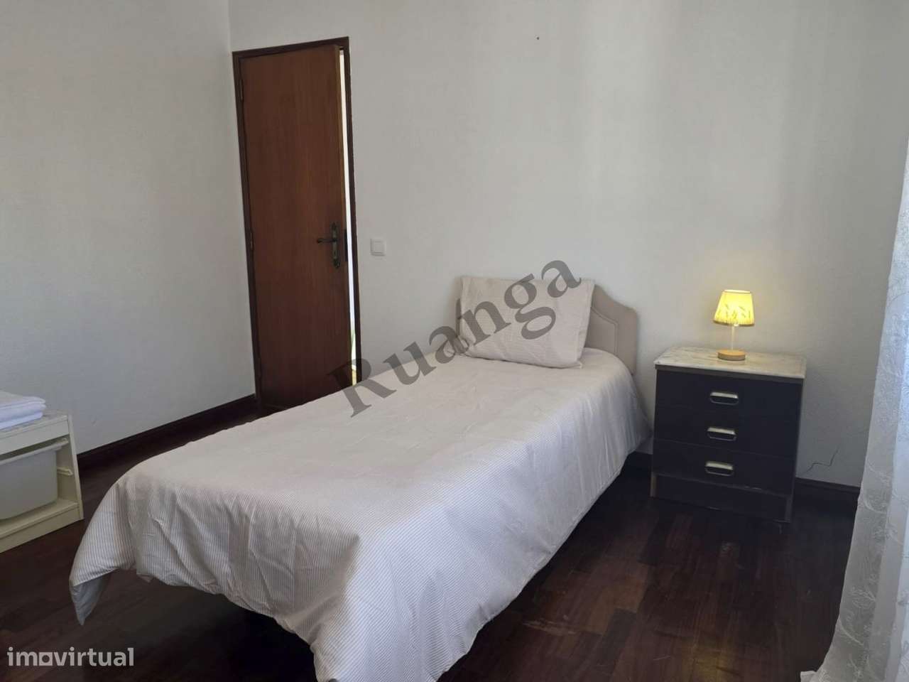 Moradia T4 para venda em Vila Nova de Santo André-19