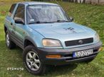 Toyota RAV4 2.0 - 7