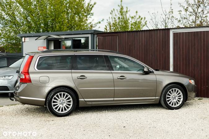 Volvo V70 - 10