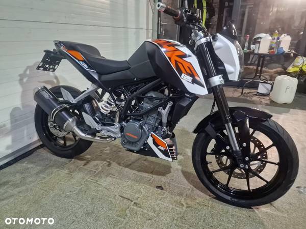 KTM Duke - 15