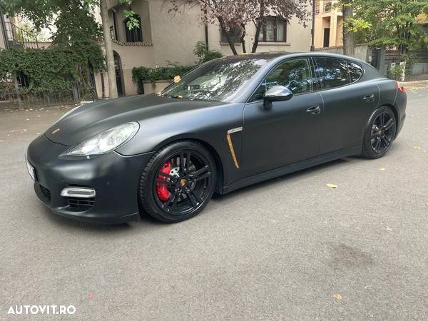 Porsche Panamera Turbo PDK - 3