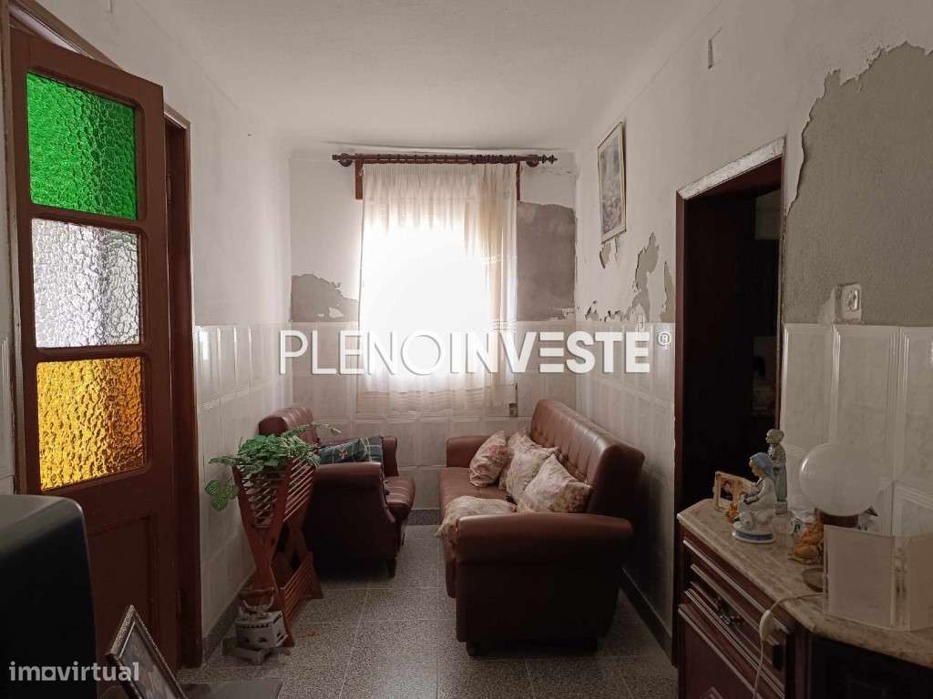 Moradia com garagem e terreno em Vale de Açor-9