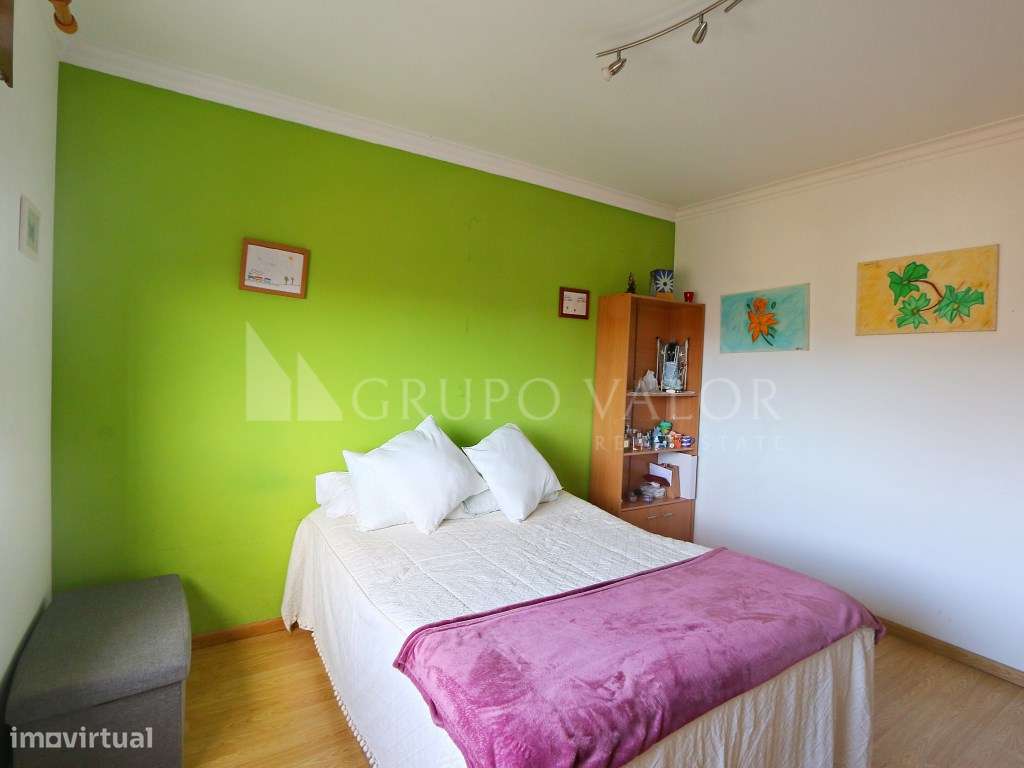 Apartamento T2 com Arrecadação, Algueirão Mem Martins-11