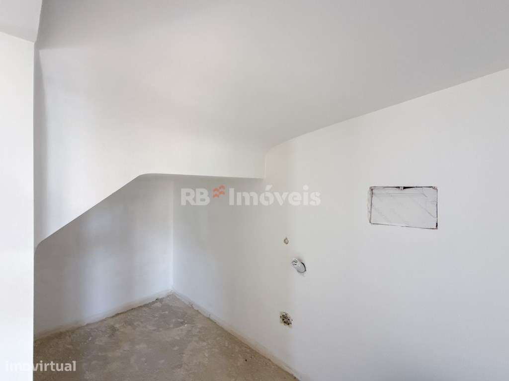 Moradia Nova T3, Vista Rio - Urbanização Martinela, Ferreira do Zêzere-53