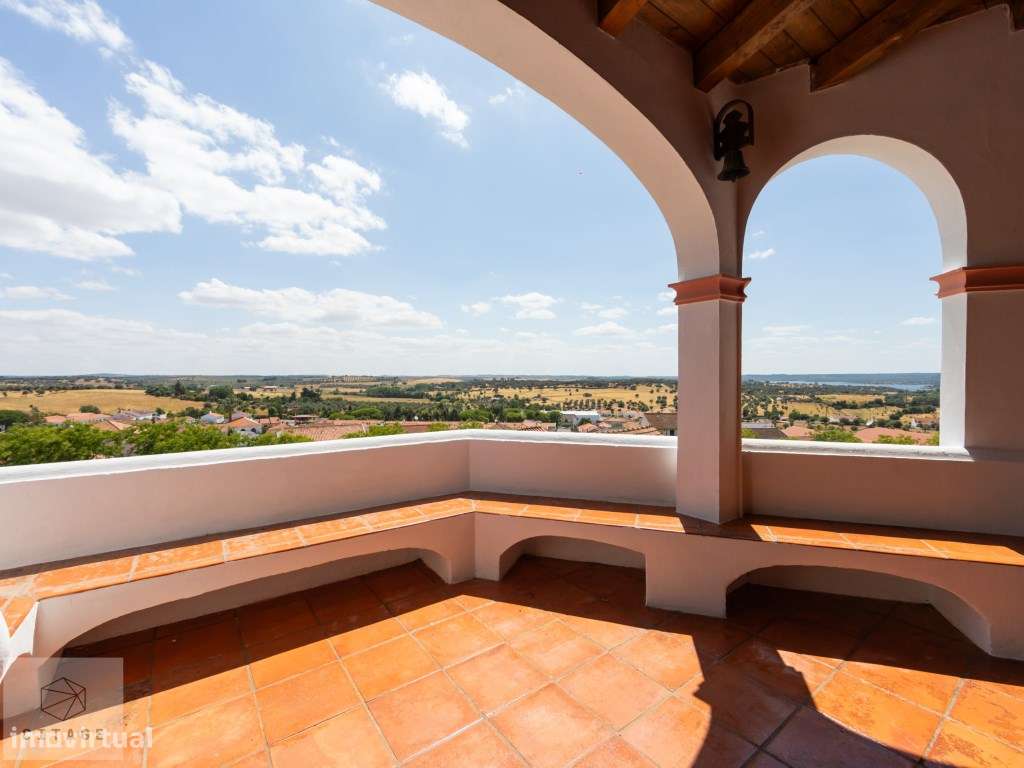 Moradia T8 com vista para Maranhão-41