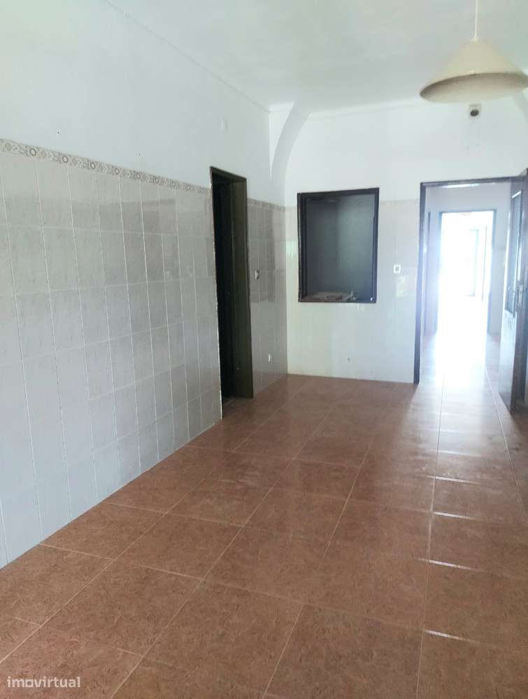 Moradia T3 + T1 + Terreno Urbanizável (Horta) - Vidigueira-10