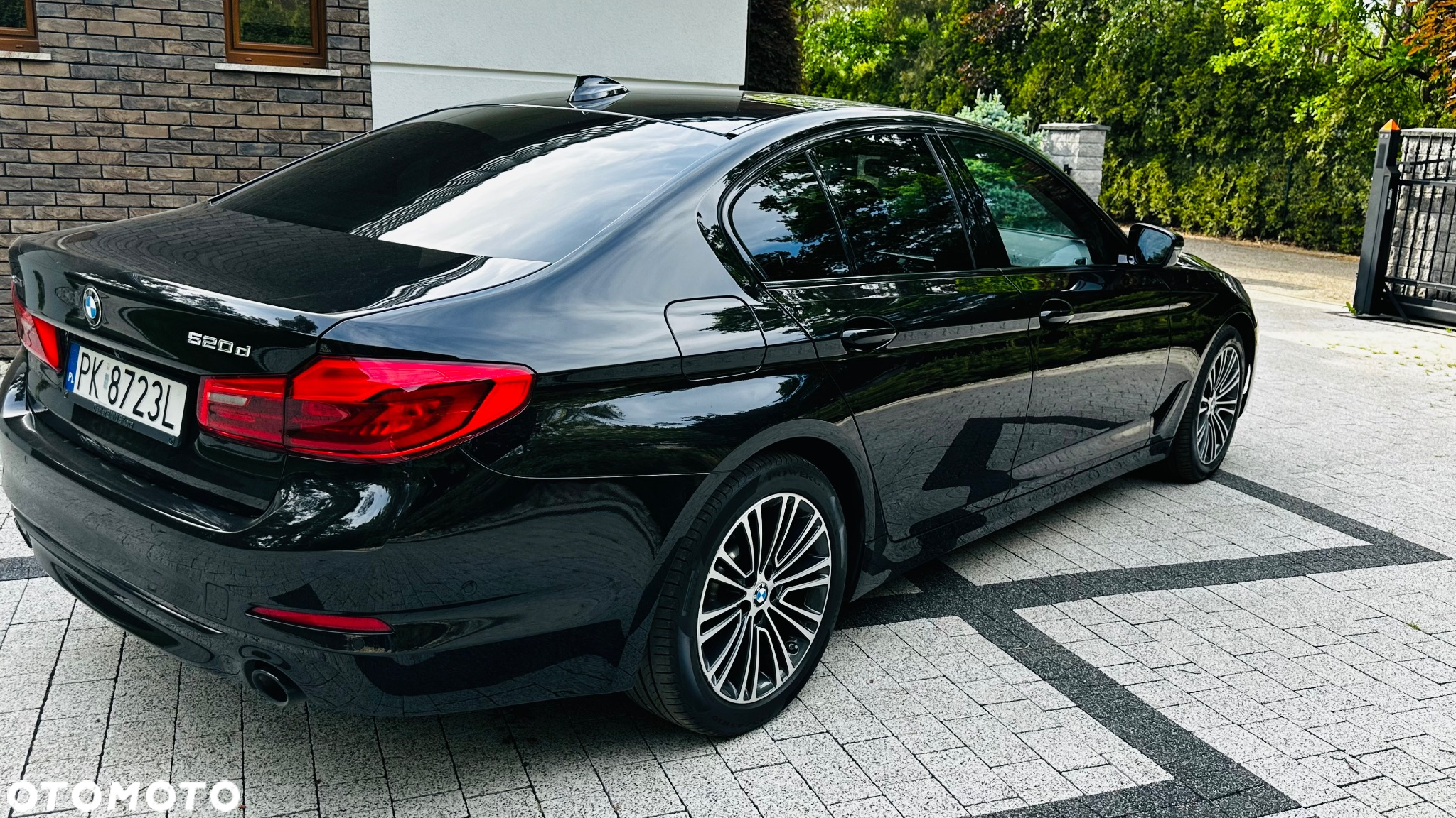 BMW Seria 5 520d M Sport - 5