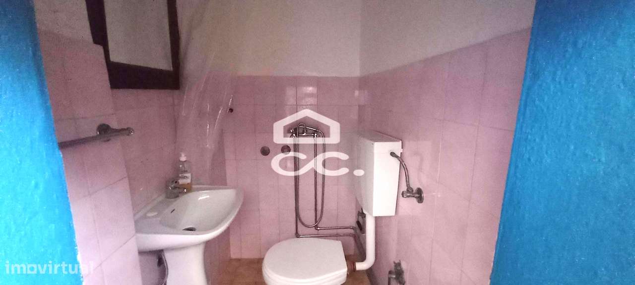 Moradia T1 com logradouro-17