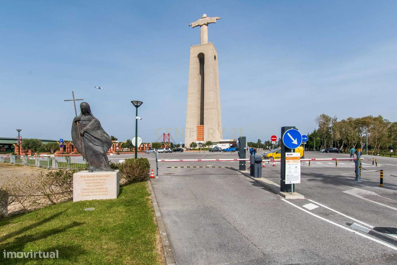 Oportunidade - T1 em Almada-19