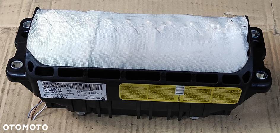 PODUSZKA AIRBAG PASAŻERA VW PASSAT B7 3AA880204 - 2