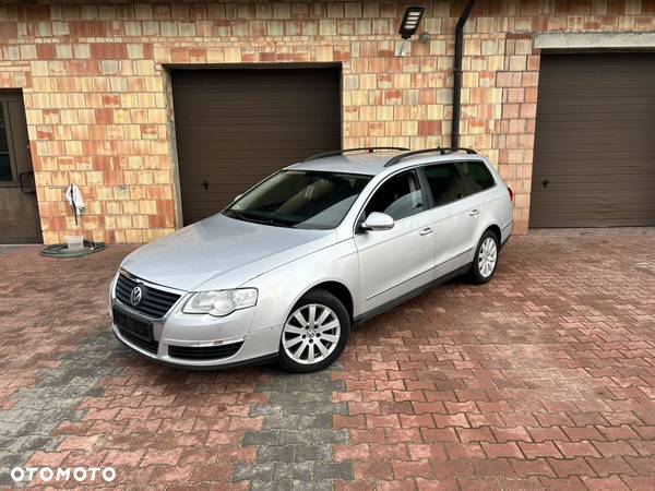 Volkswagen Passat 2.0 TDI DPF Comfortline DSG - 1