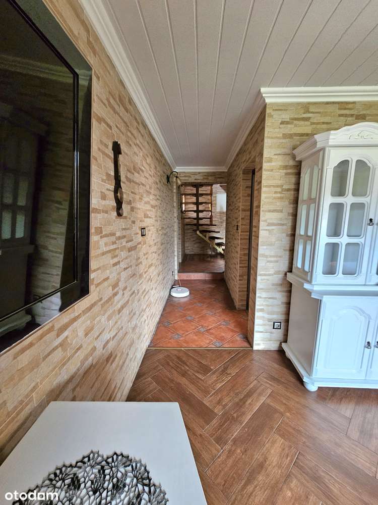 Dom z zabudowaniami gospodarczymi - Pełny obrazek: 5/20