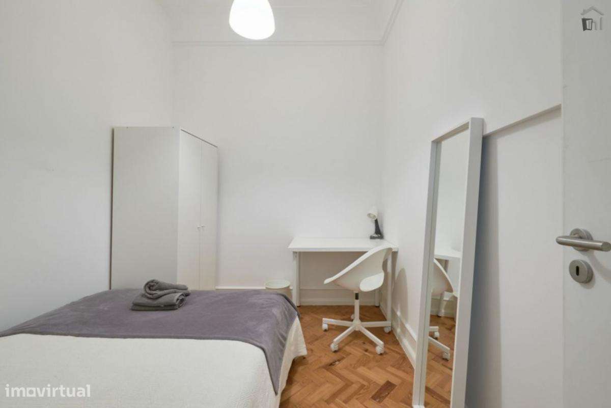 Quarto - localizado em Alameda Lisbon - Grande imagem: 2/10