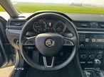 Skoda Superb Combi 2.0 TDI DSG Ambition - 23