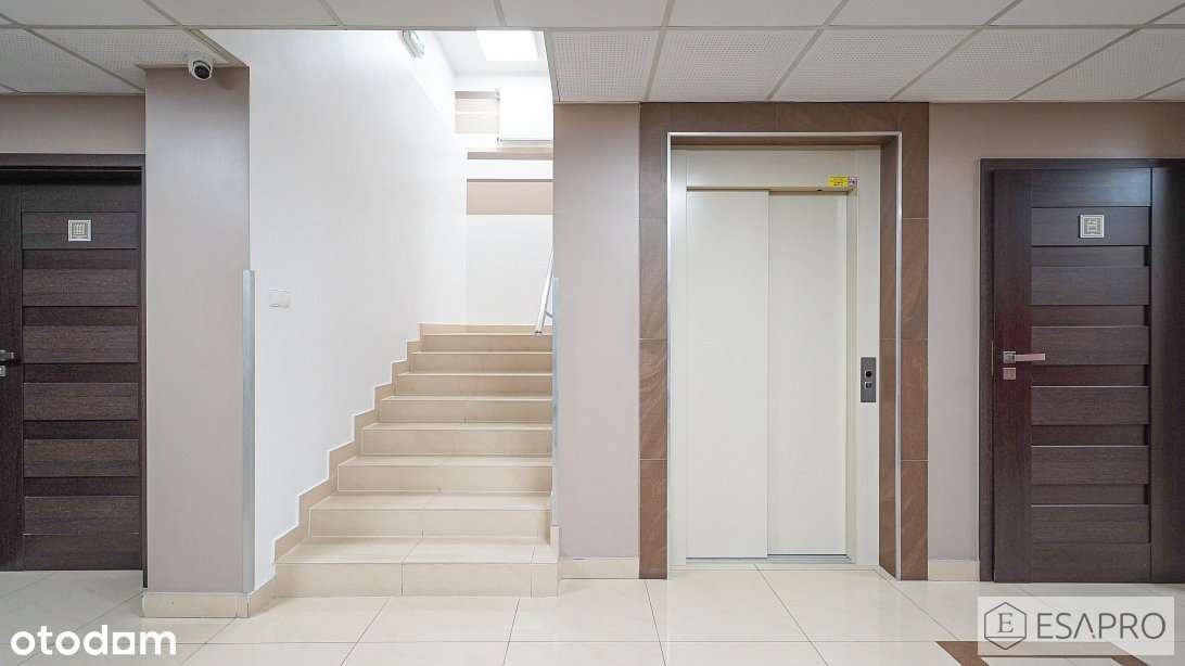 BUDYNEK BIUROWO - USŁUGOWY /WINDA/PARKING/ ŚRÓDMIEŚCIE - Pełny obrazek: 4/19