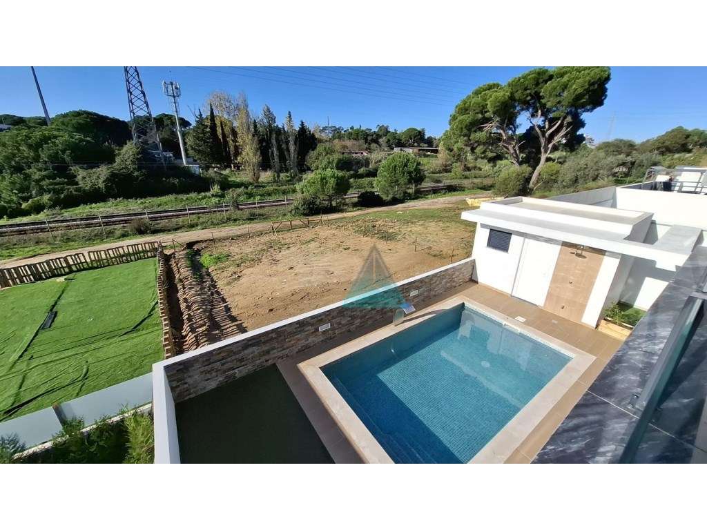 Moradia geminada T4 com excelentes acabamentos Quinta do Desembarga... - Grande imagem: 5/30