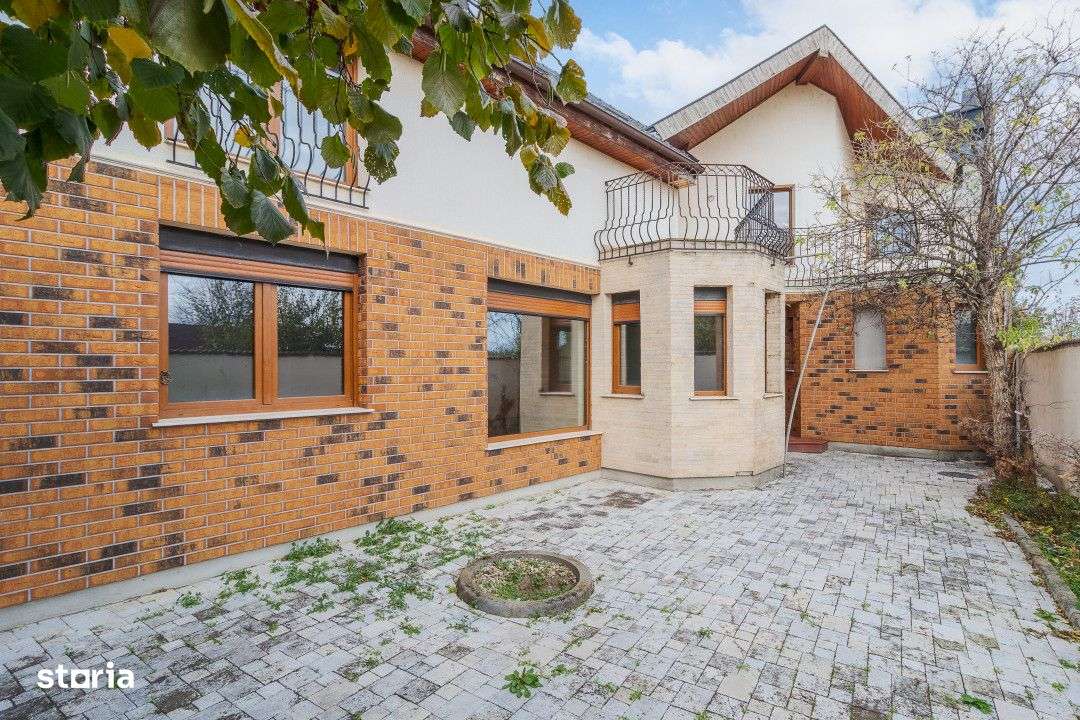 Casa Bors, 10 camere, 477 mp construiti - Imagine principală: 2/19