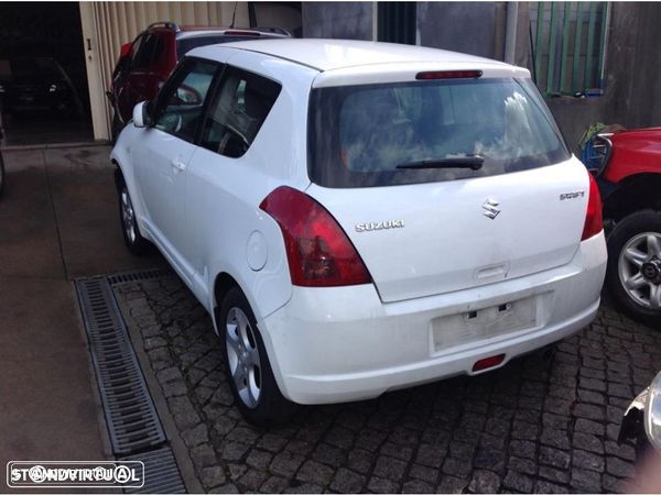 Suzuki Swift 2008 para peças - 1