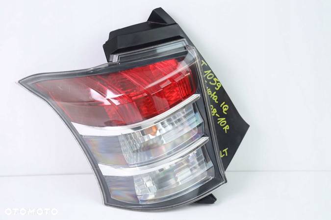 LAMPA LEWY TYŁ TYLNA TOYOTA IQ 08-10R - 1