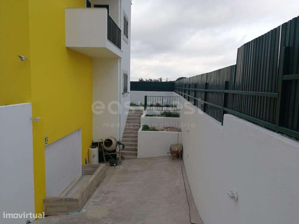 Lotes para Construção de Moradias Geminadas em Localização Privileg... - Grande imagem: 4/10