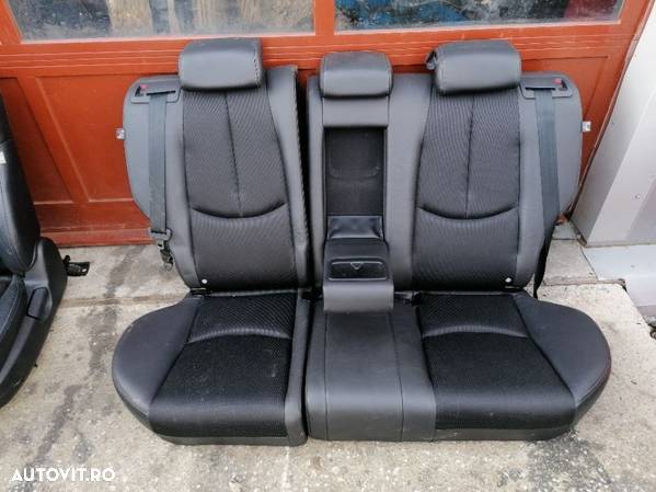 Interior din piele neagra Mazda 6 an 2010. - 2