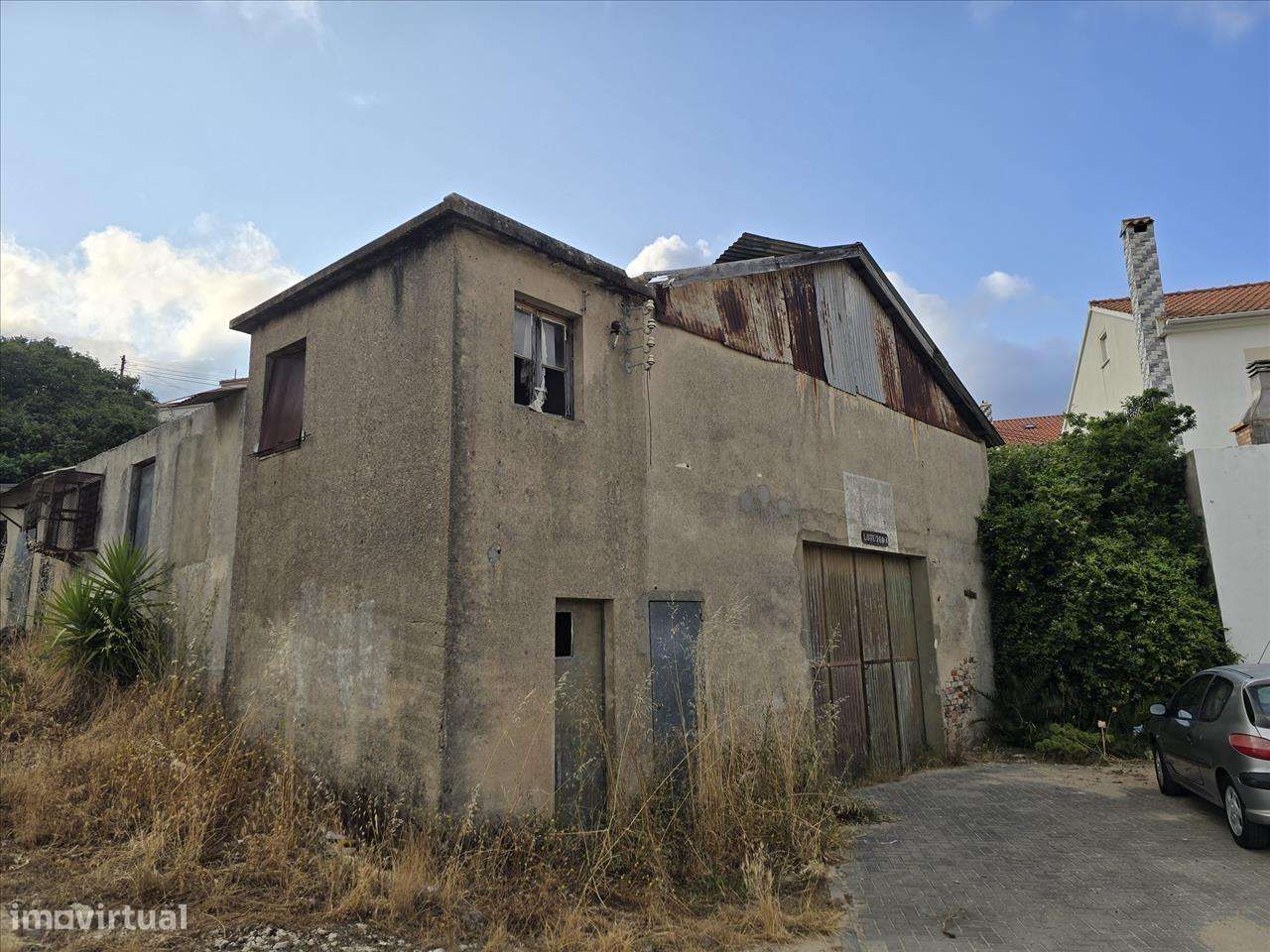 Terreno urbano na freguesia da Mina, Amadora - Grande imagem: 2/10