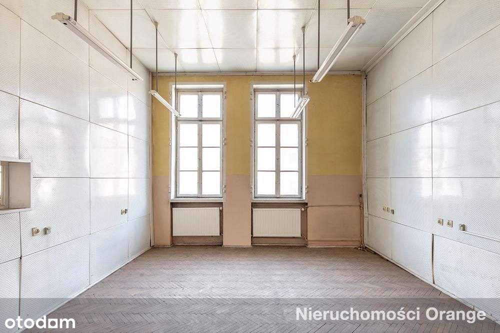 Zespół budynków biurowych w centrum miasta-17