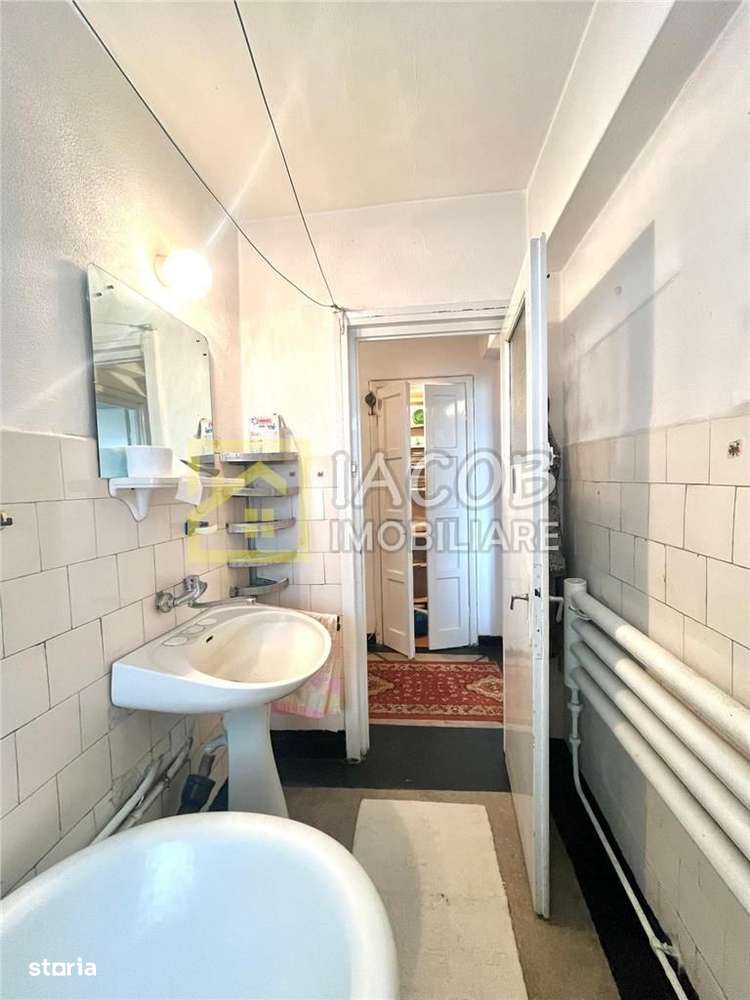 Apartament doua camere,  Ultracentral Bacau-11