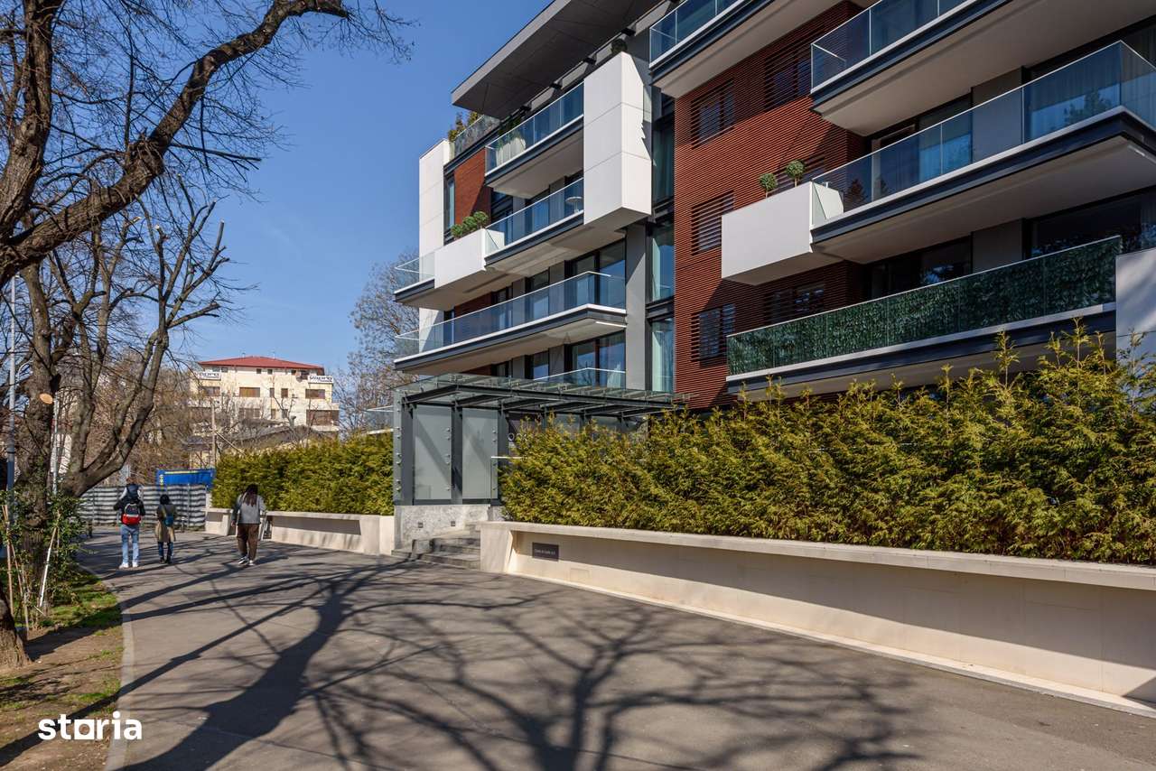 Elegant Duplex with Private Garden in One Aviatorilor Commission-Free-19