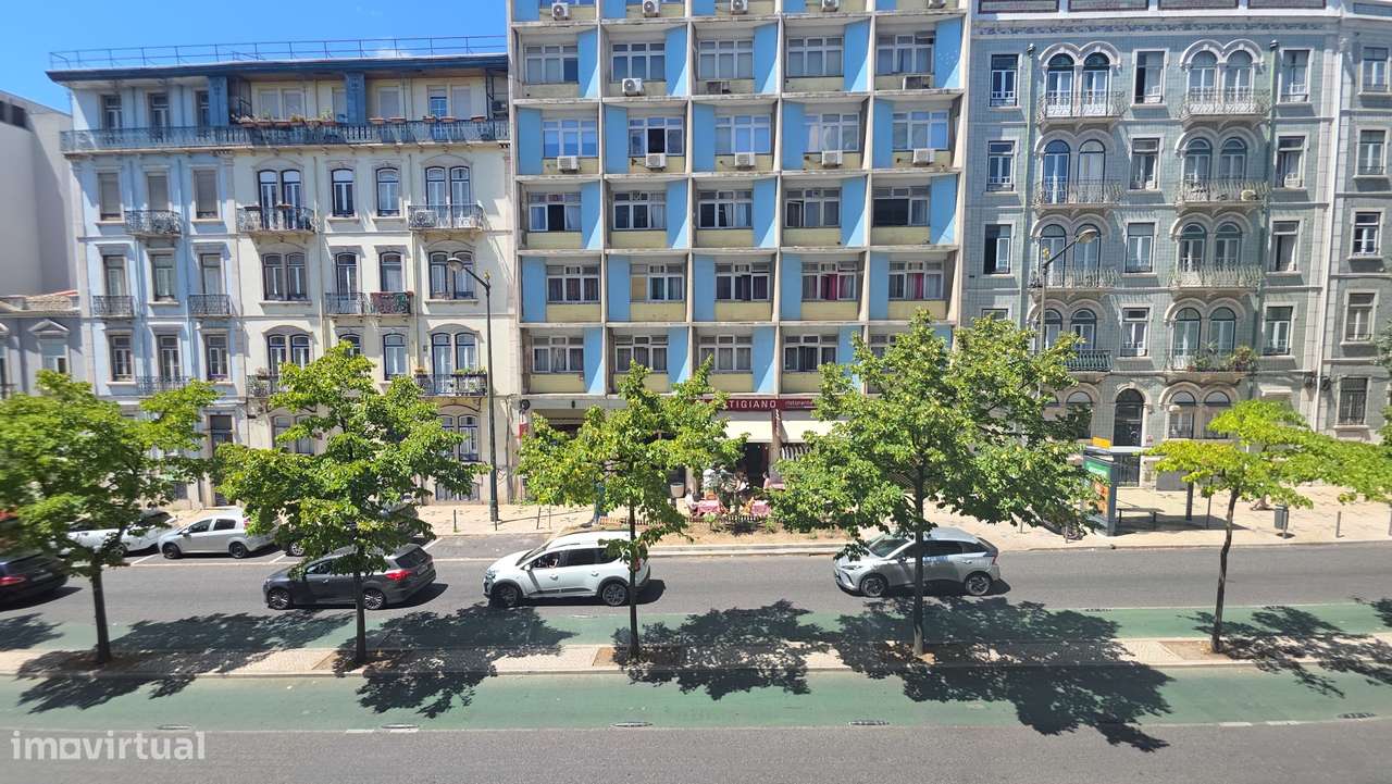 T3 Premium Remodelado no centro de lisboa com terraço Privado-0