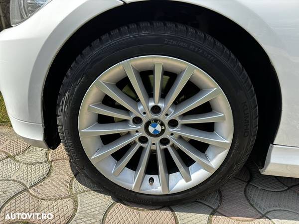 BMW Seria 3 320d xDrive DPF Aut. - 7