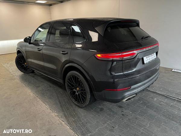 Porsche Cayenne Tiptronic S - 23