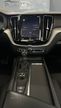 Volvo XC 60 2.0 D4 Momentum AWD Geartronic - 16