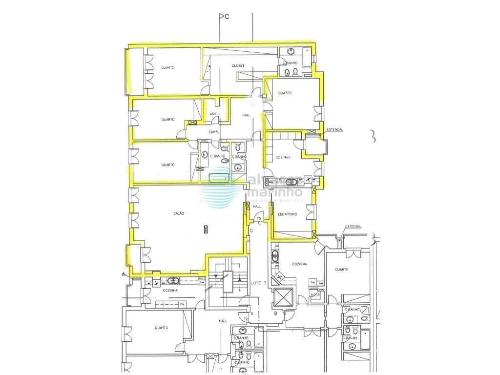 Apartamento T5, com 3 varandas, 2 lugares de estacionamento e Arrec...-41