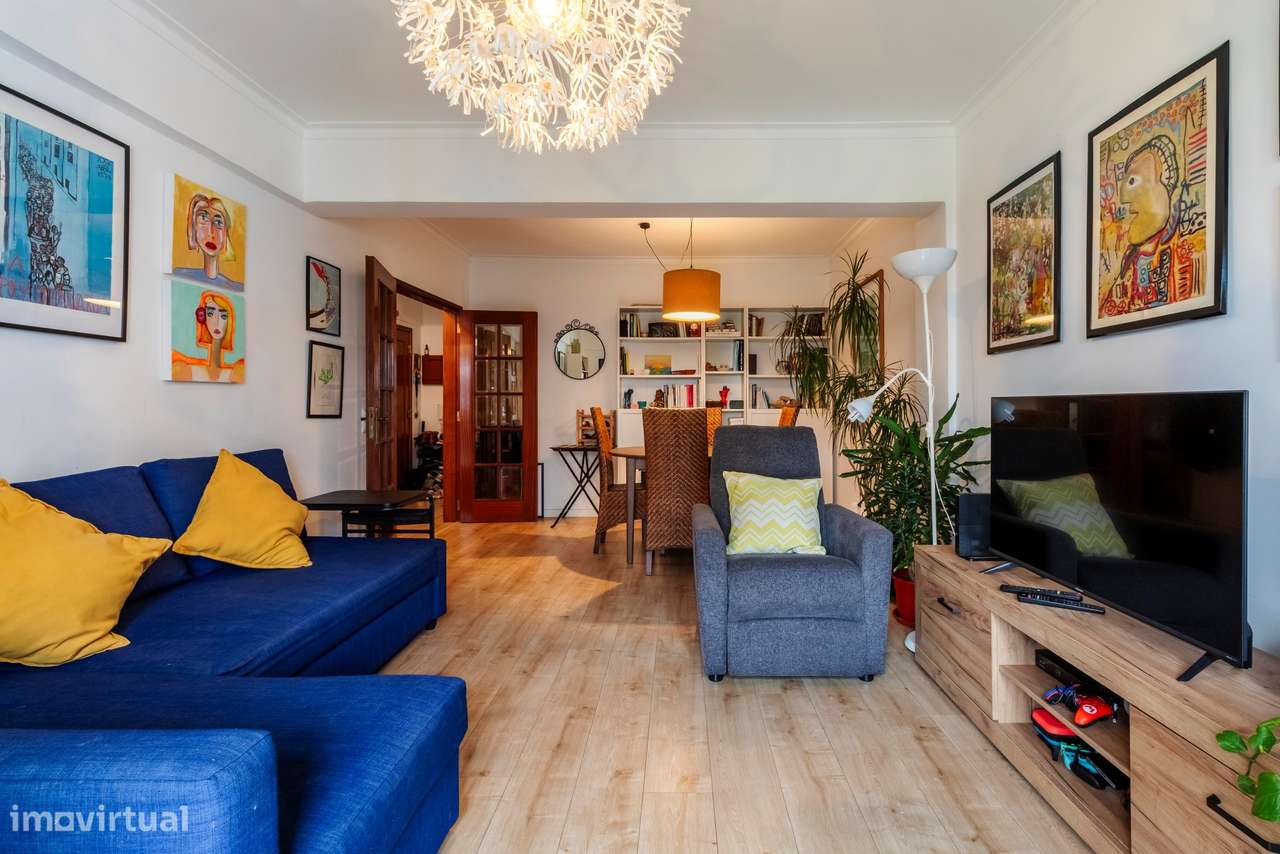 Apartamento T2 c/ 2 Wcs Totalmente Remodelado na Rinchoa, Sintra-10