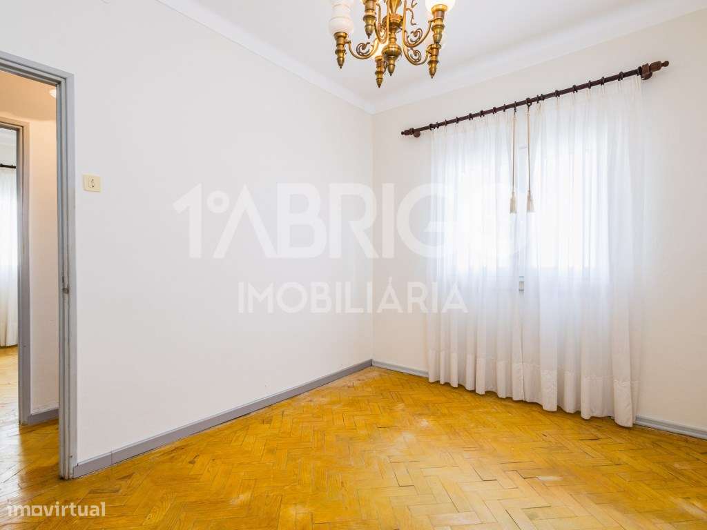 Moradia T2, antiga, Cela, Alcobaça-3