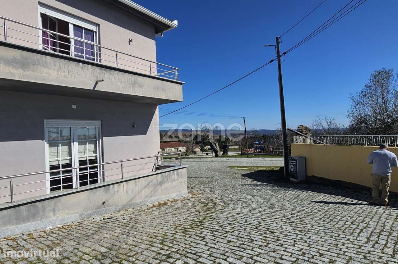 Moradia T3 com garagem-27