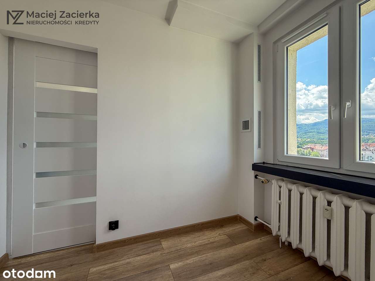 Widokowe mieszkanie na 10. piętrze z panoramą gór – Osiedle Karpackie-14