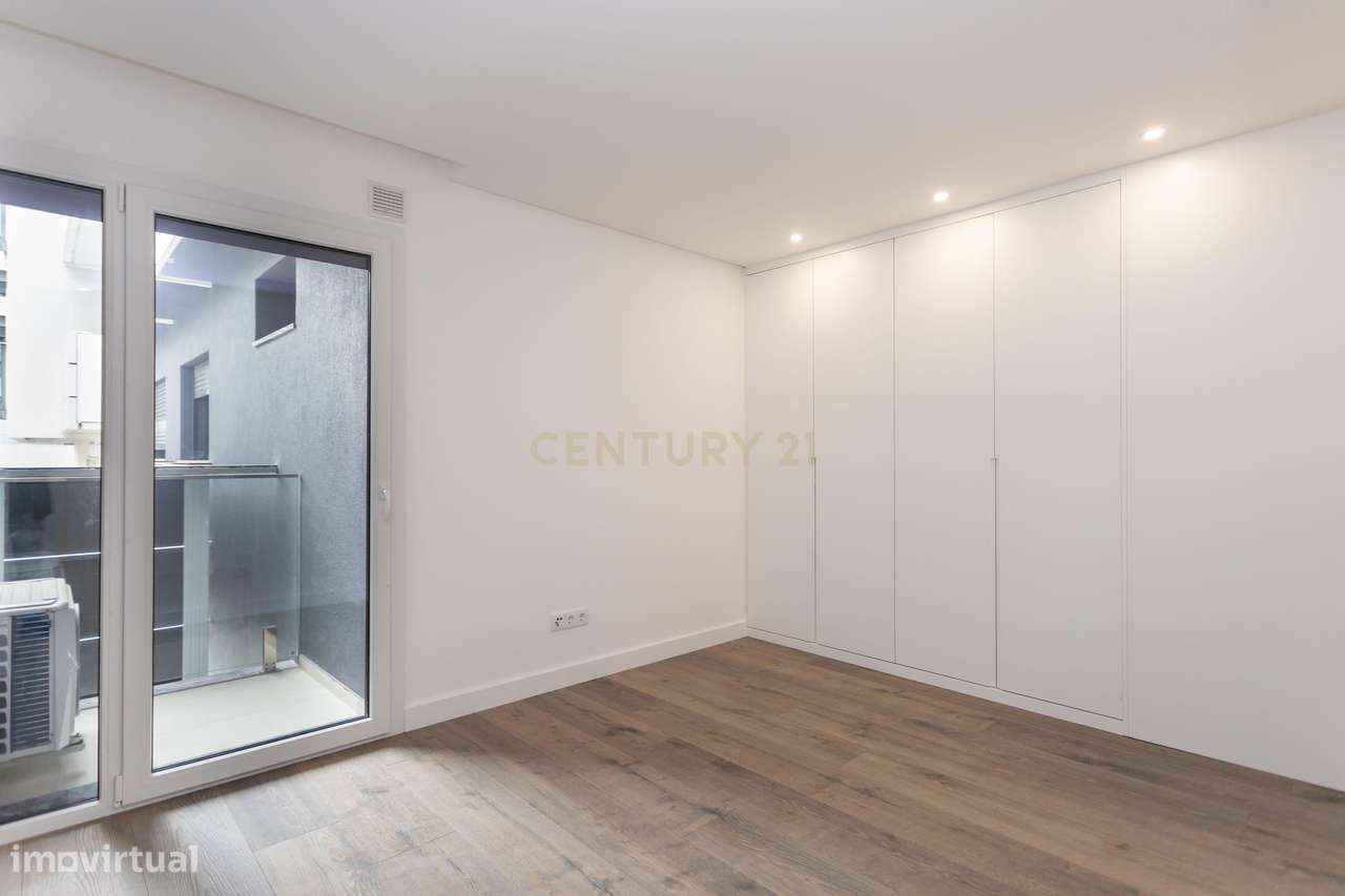 T3 de Luxo | 2.º Andar Direito | Varanda em L | Quinta do Desembargado-28