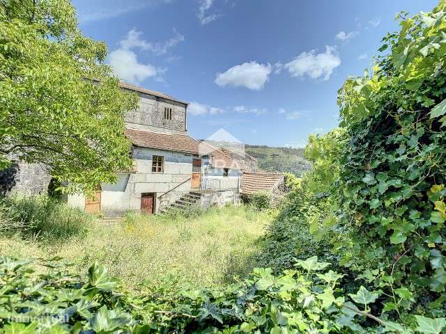2 moradias geminadas em pedra para restauro - Grande imagem: 5/20