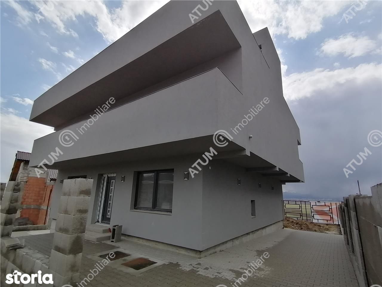 Casa cu 5 camere de vanzare in Sibiu zona Sura Mare